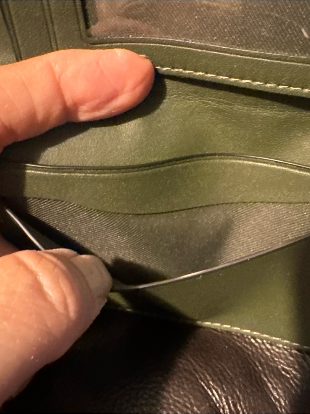 Coach Men's Green/Black Camouflage Bifold Wallet w/ ID Window, Credit Card - Picture 7 of 16